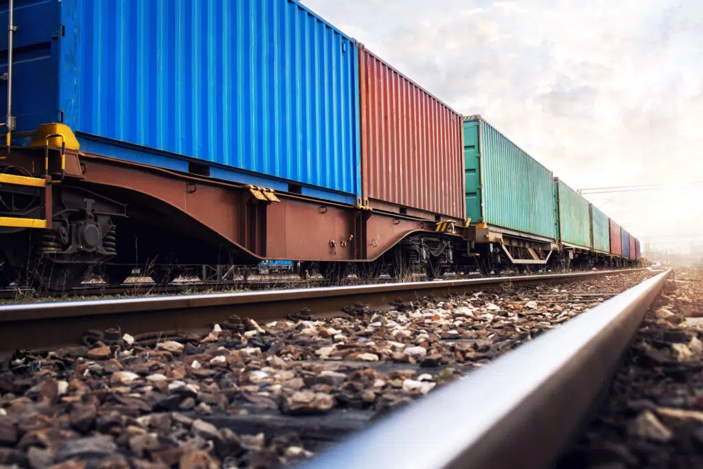 El Niño Tightens Panama Canal: Transpacific Risk Rises 1 Train wagons carrying cargo containers.